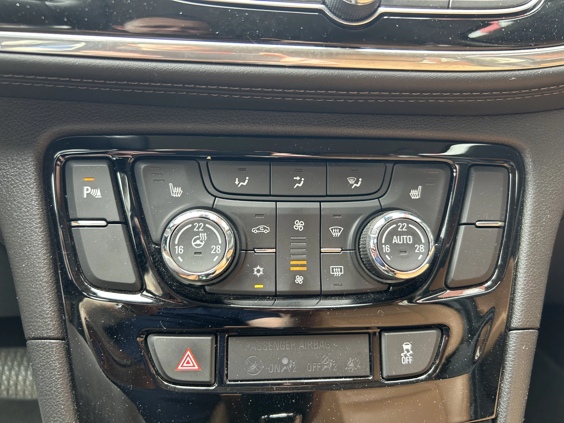 Hoofdafbeelding Opel Mokka X