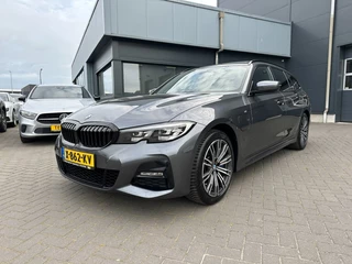 BMW 3 Serie 330e Touring M-Sport High Executive Camera schuifdak