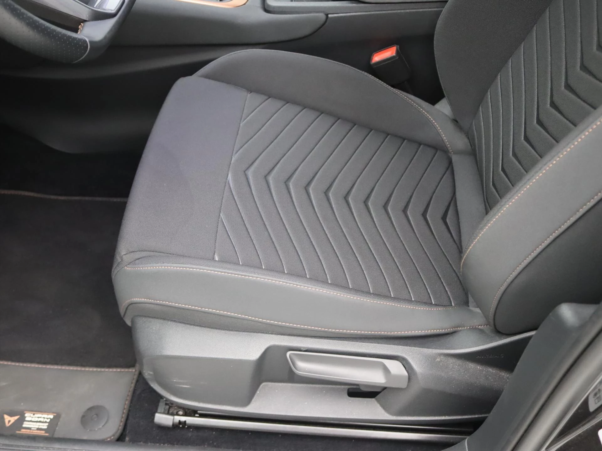 Hoofdafbeelding CUPRA Born