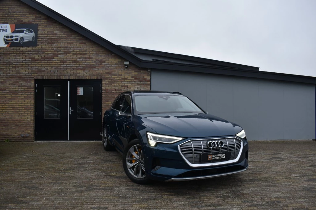 Hoofdafbeelding Audi e-tron