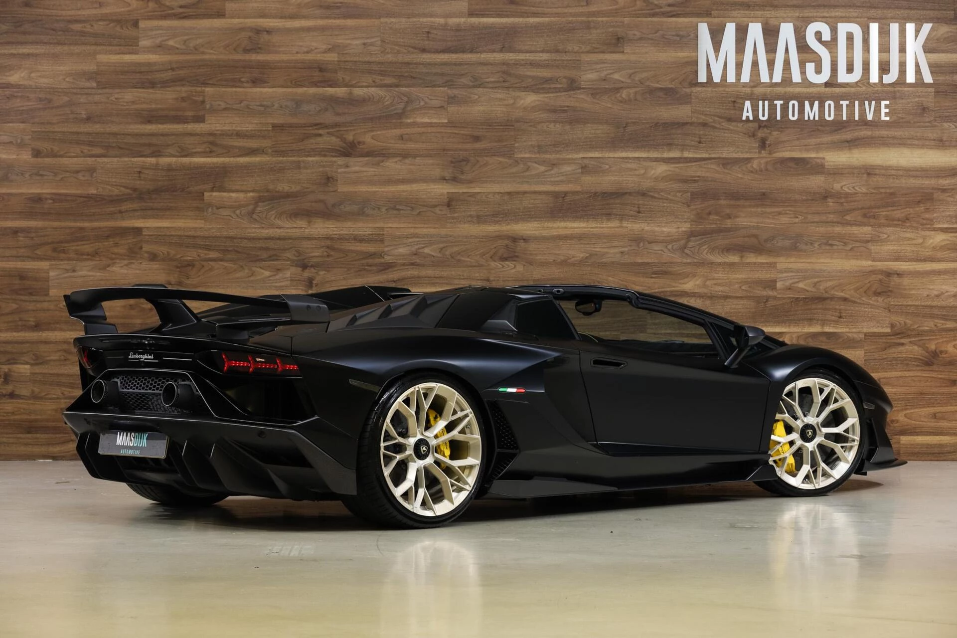 Hoofdafbeelding Lamborghini Aventador
