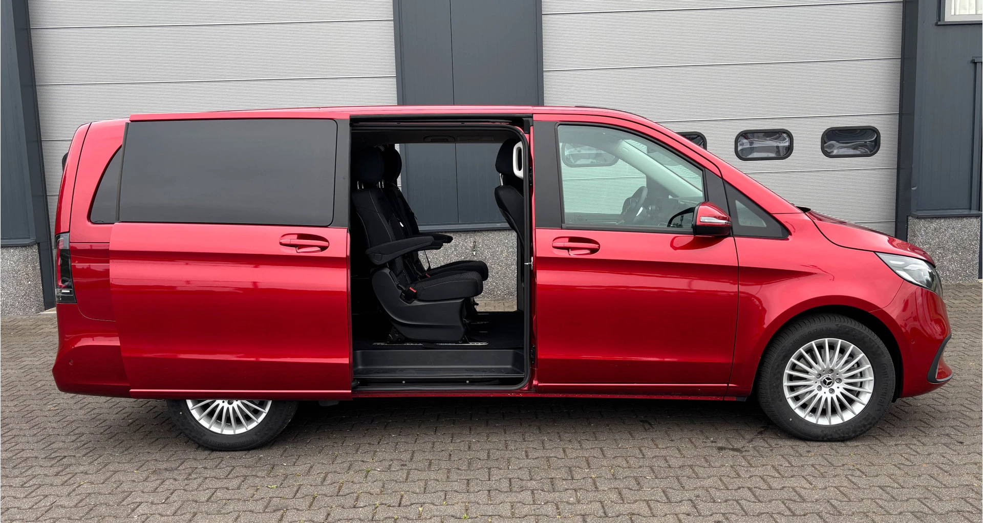 Hoofdafbeelding Mercedes-Benz EQV