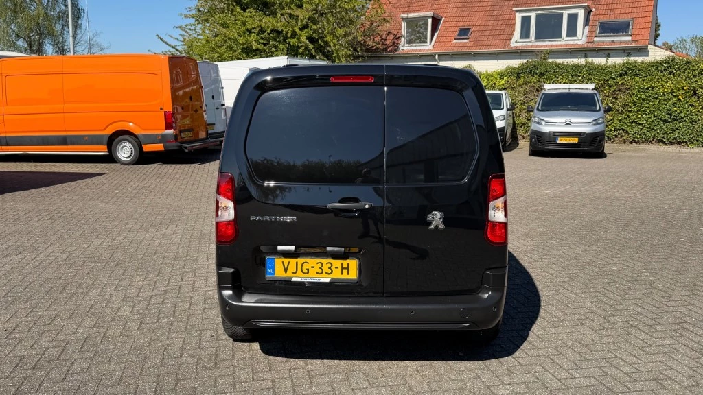 Hoofdafbeelding Peugeot Partner