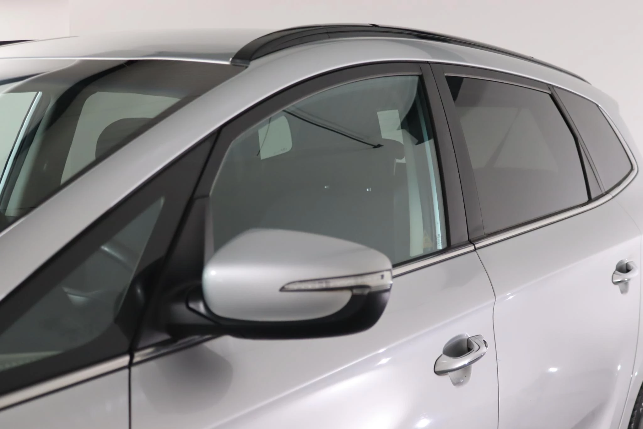 Hoofdafbeelding Kia Carens