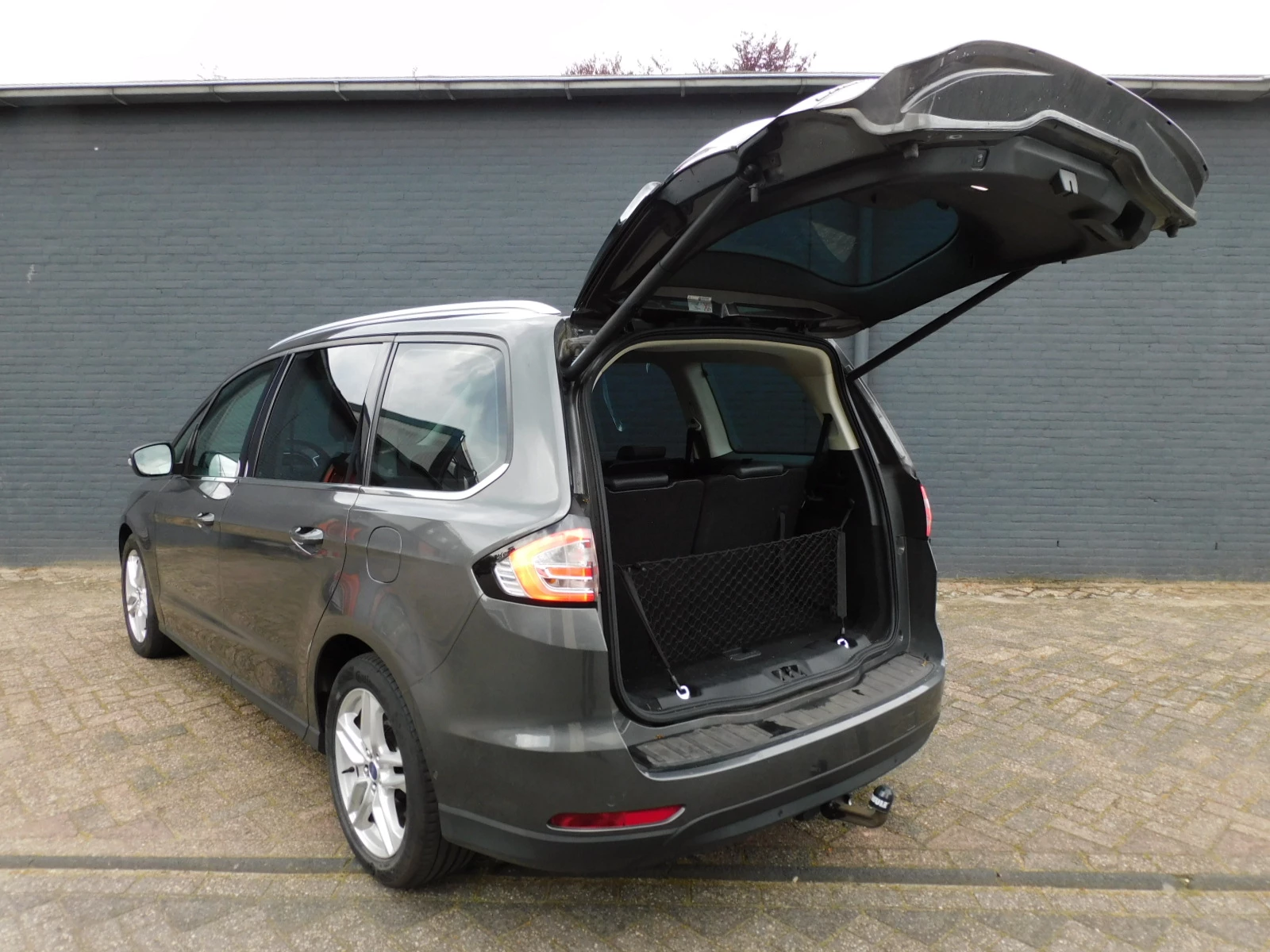 Hoofdafbeelding Ford Galaxy