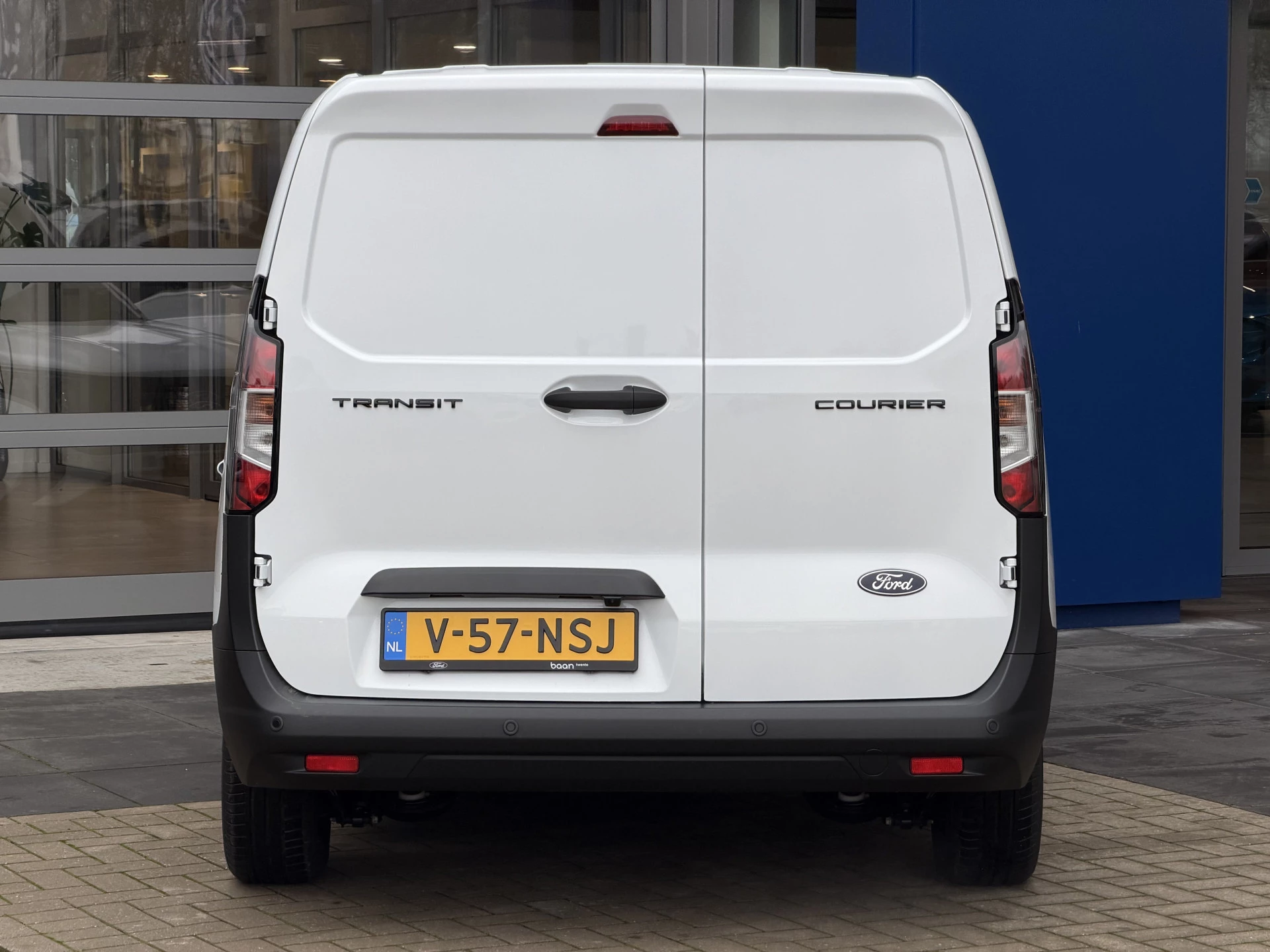 Hoofdafbeelding Ford Transit Courier