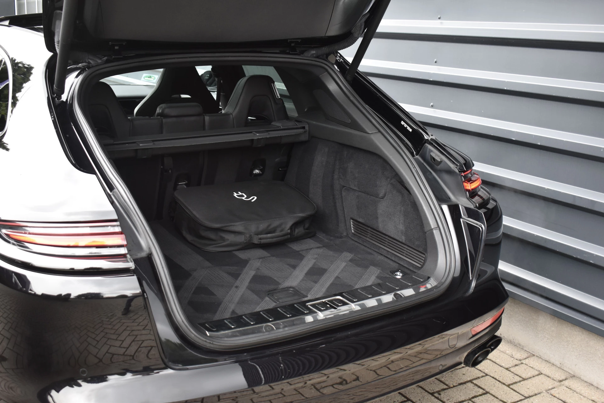 Hoofdafbeelding Porsche Panamera