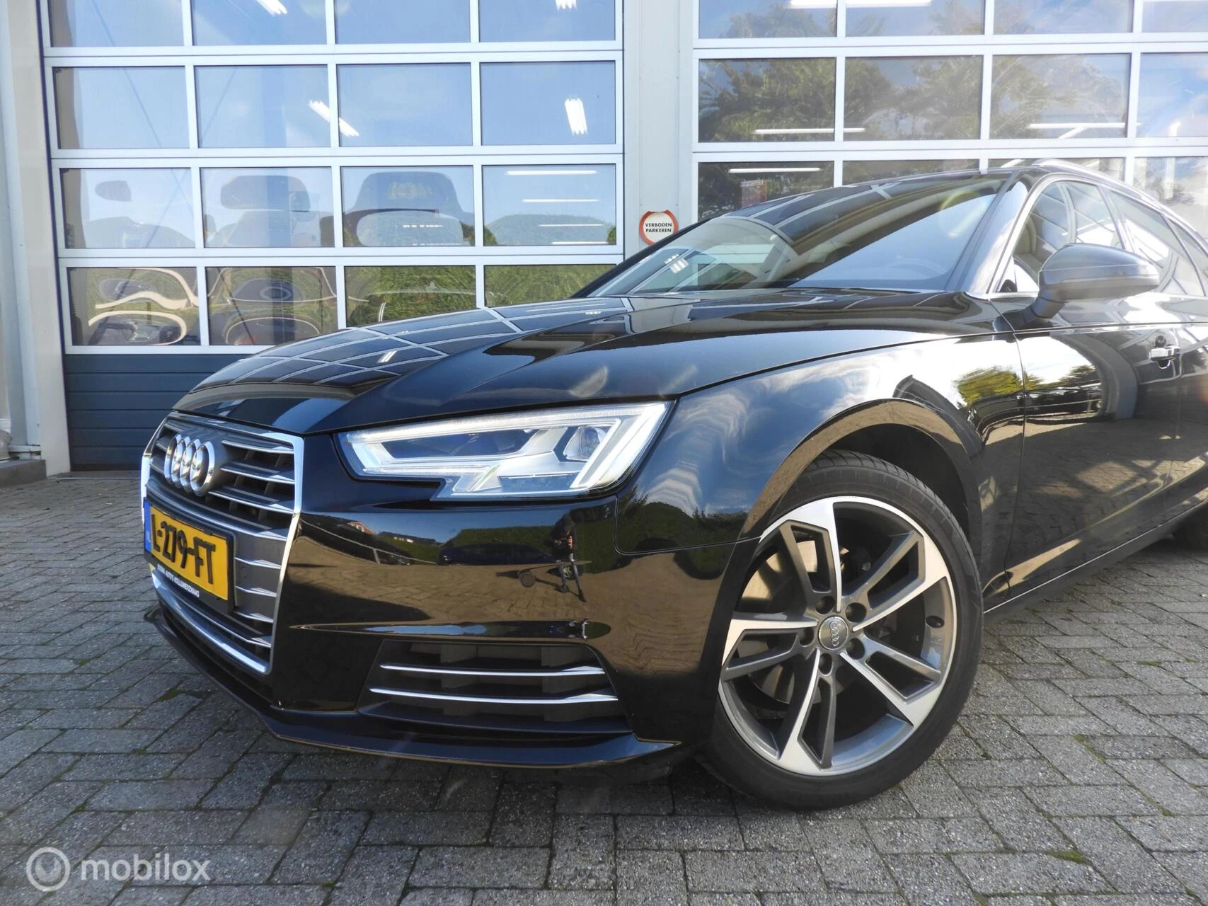 Hoofdafbeelding Audi A4