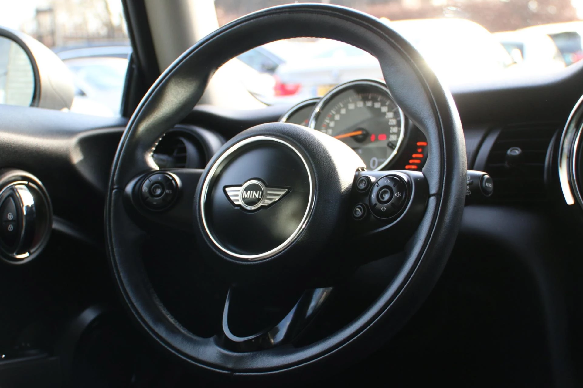 Hoofdafbeelding MINI One