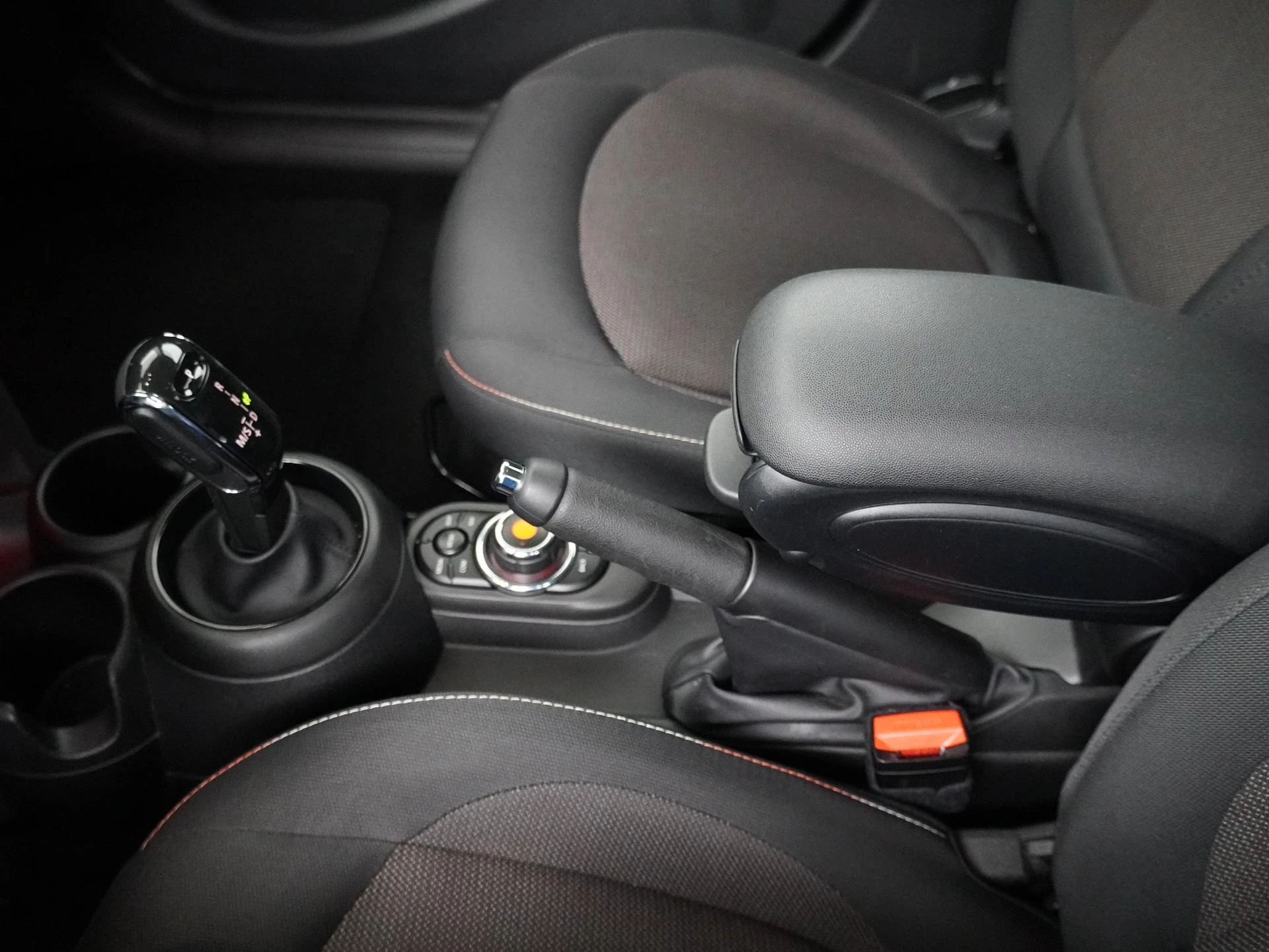 Hoofdafbeelding MINI 5-deurs