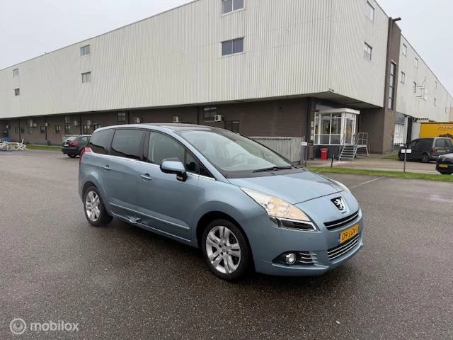 Hoofdafbeelding Peugeot 5008