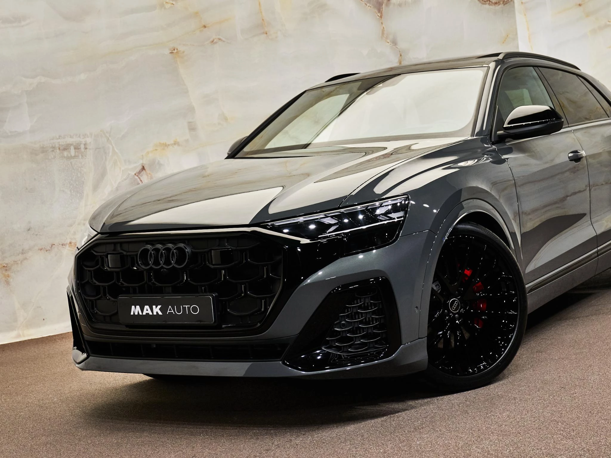 Hoofdafbeelding Audi Q8