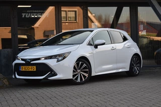 Hoofdafbeelding Toyota Corolla Toyota Corolla 1.8 Hybrid Dynamic | CAMERA | APPLE CARPLAY | ANDROID AUTO | NAP | STOELVERWARMING