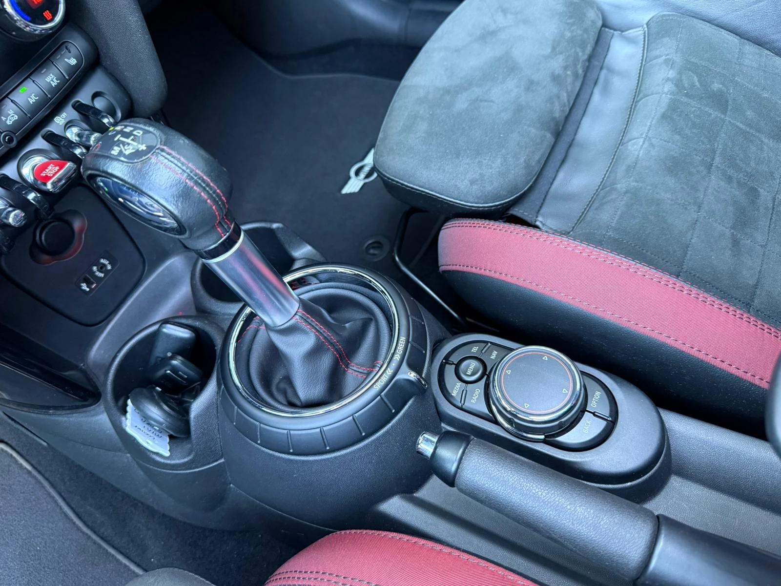 Hoofdafbeelding MINI Cooper