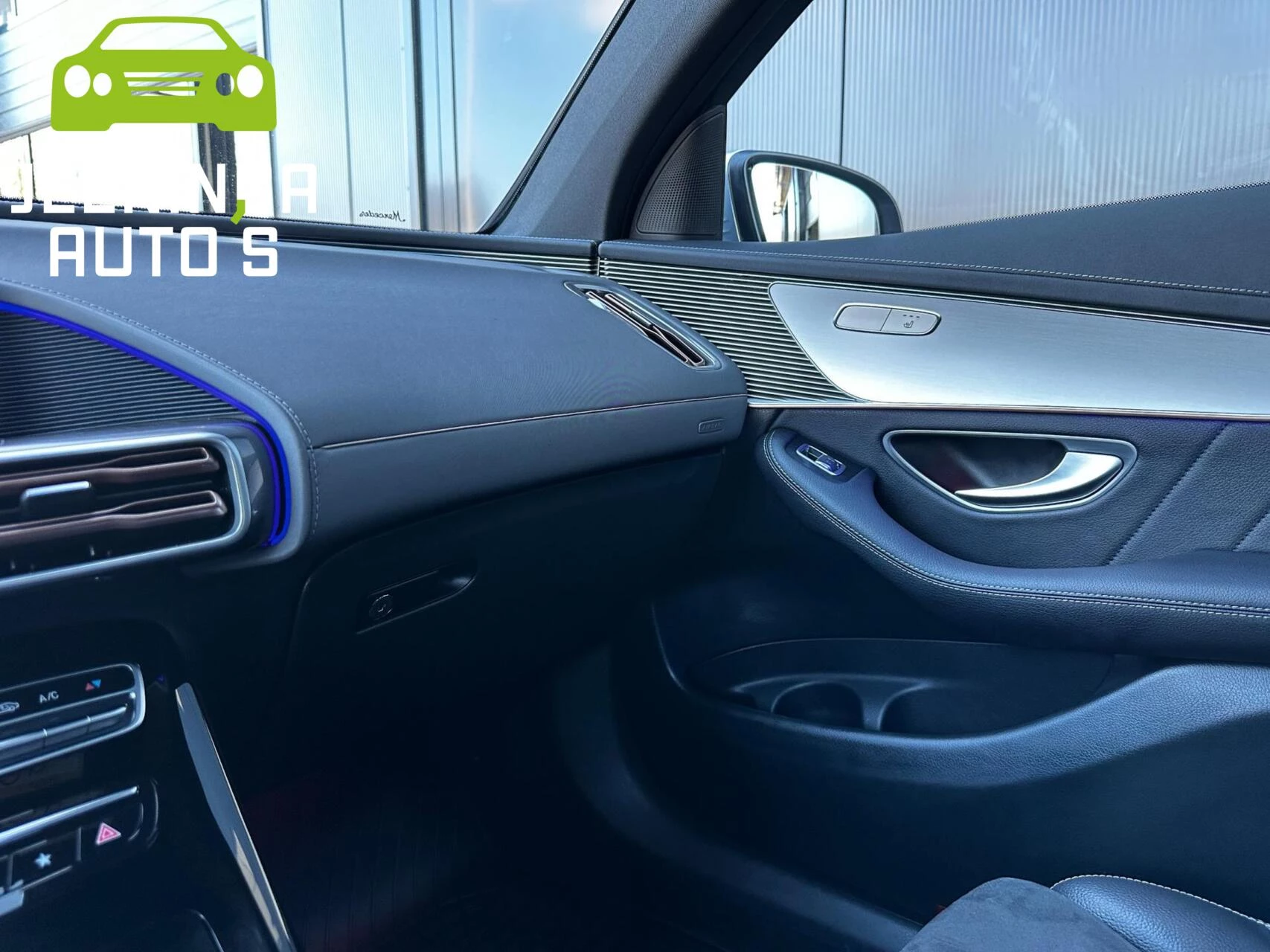 Hoofdafbeelding Mercedes-Benz EQC