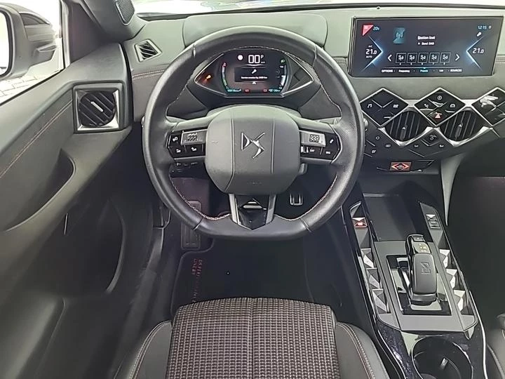 Hoofdafbeelding DS DS 3