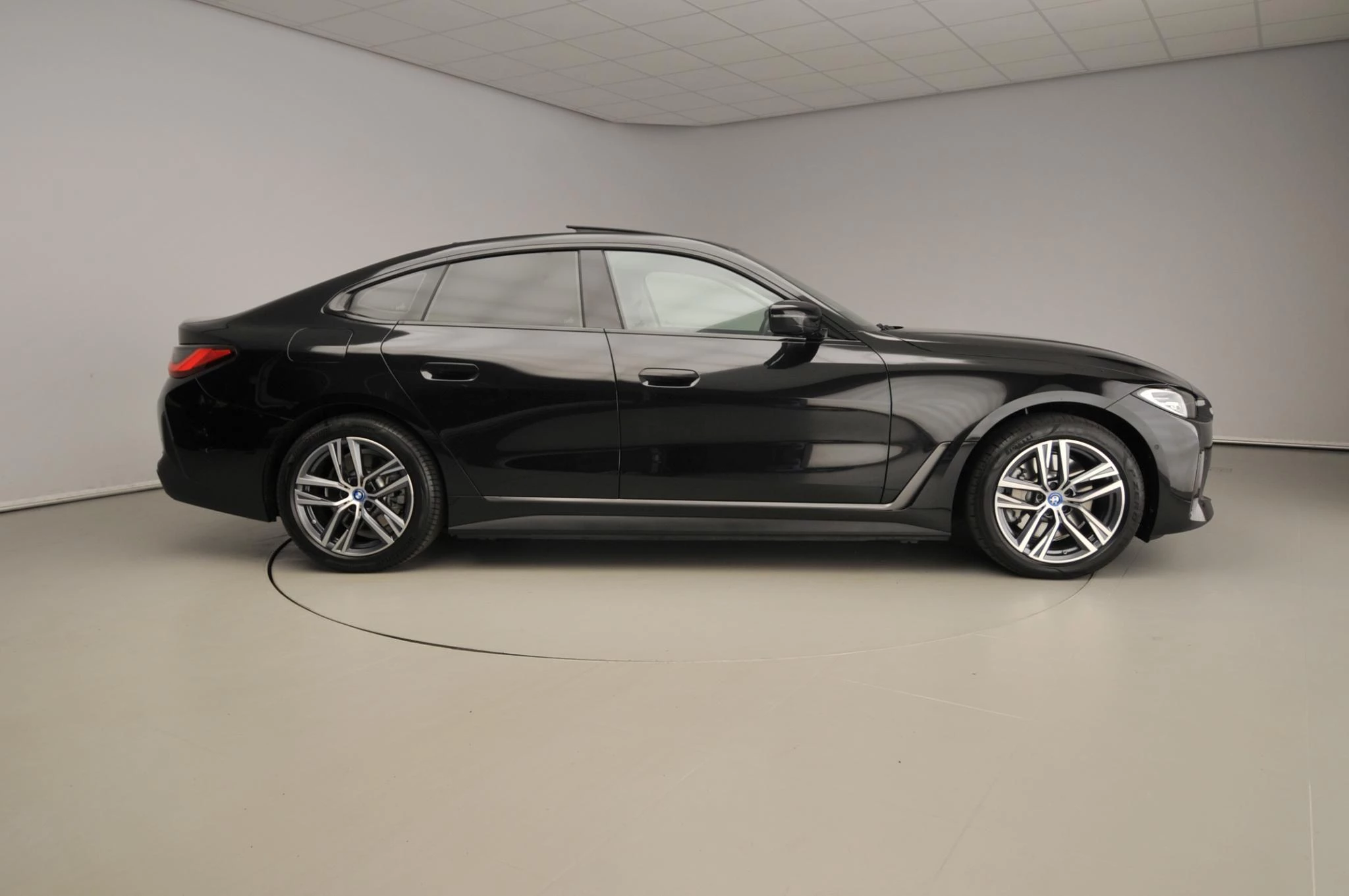 Hoofdafbeelding BMW i4