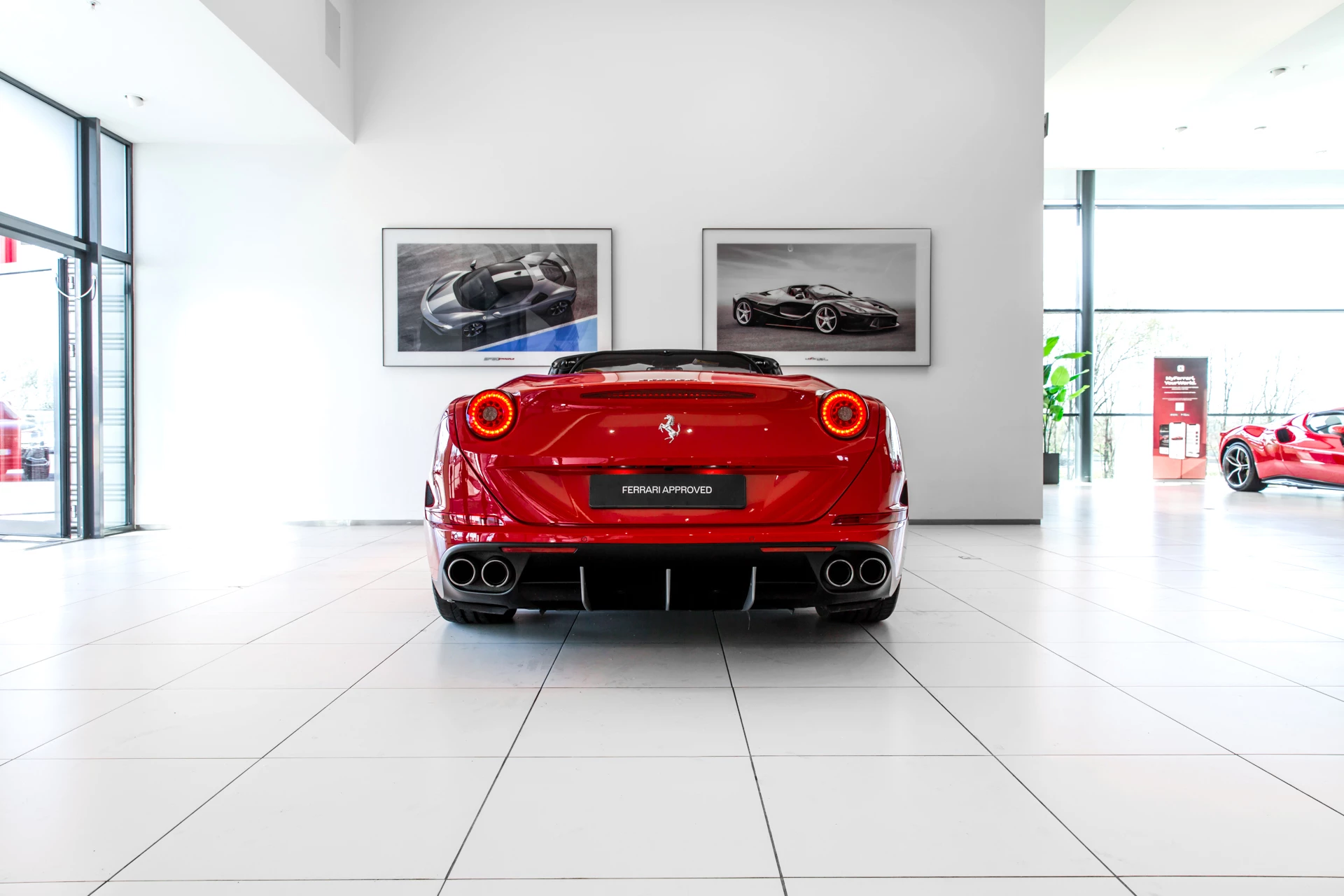 Hoofdafbeelding Ferrari California