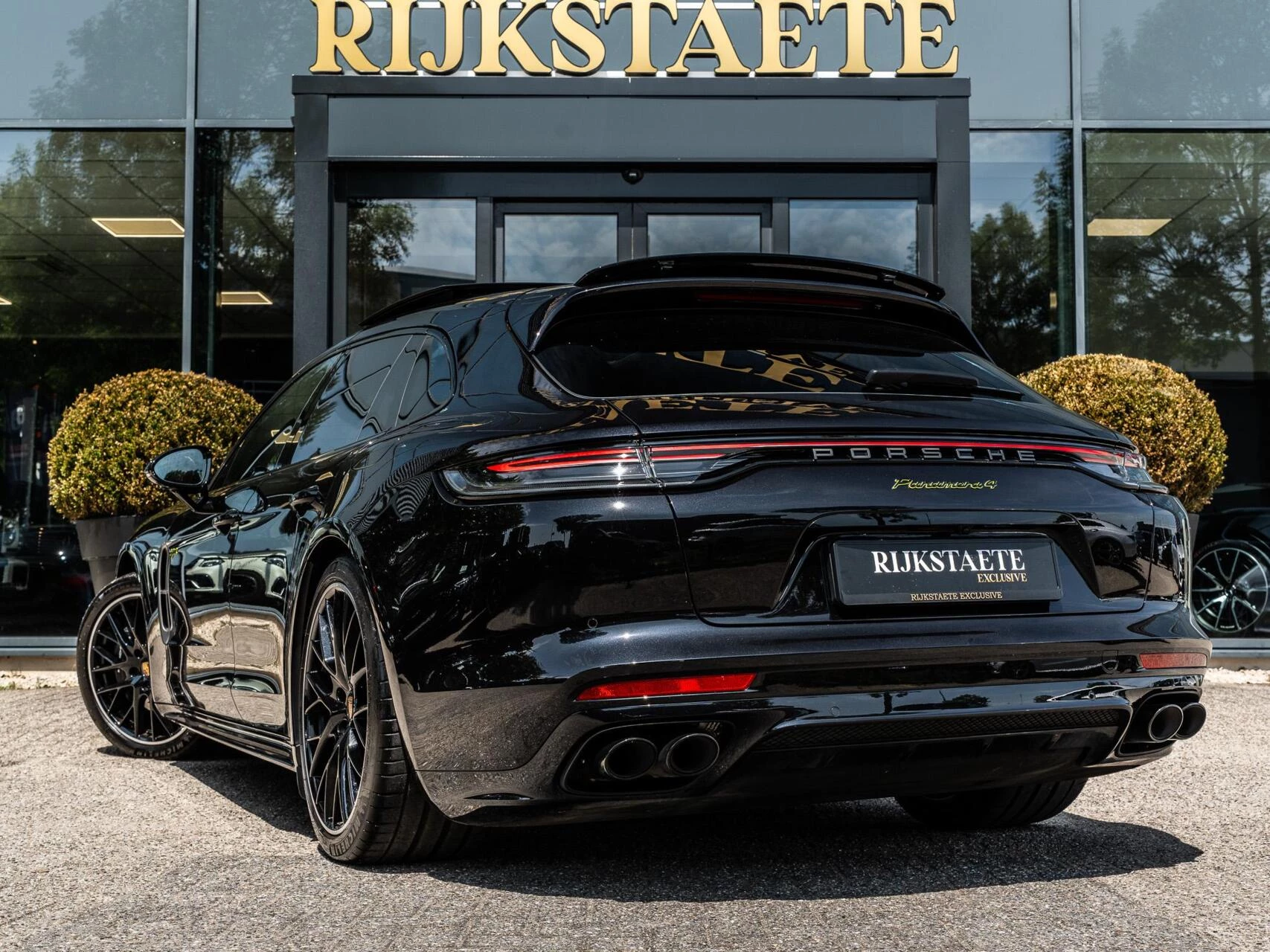 Hoofdafbeelding Porsche Panamera