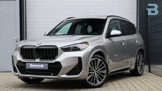BMW X1 xDrive30e M-Sport Pro | Massage | Harman/Kardon | Panoramadak | Head-up | Trekhaak