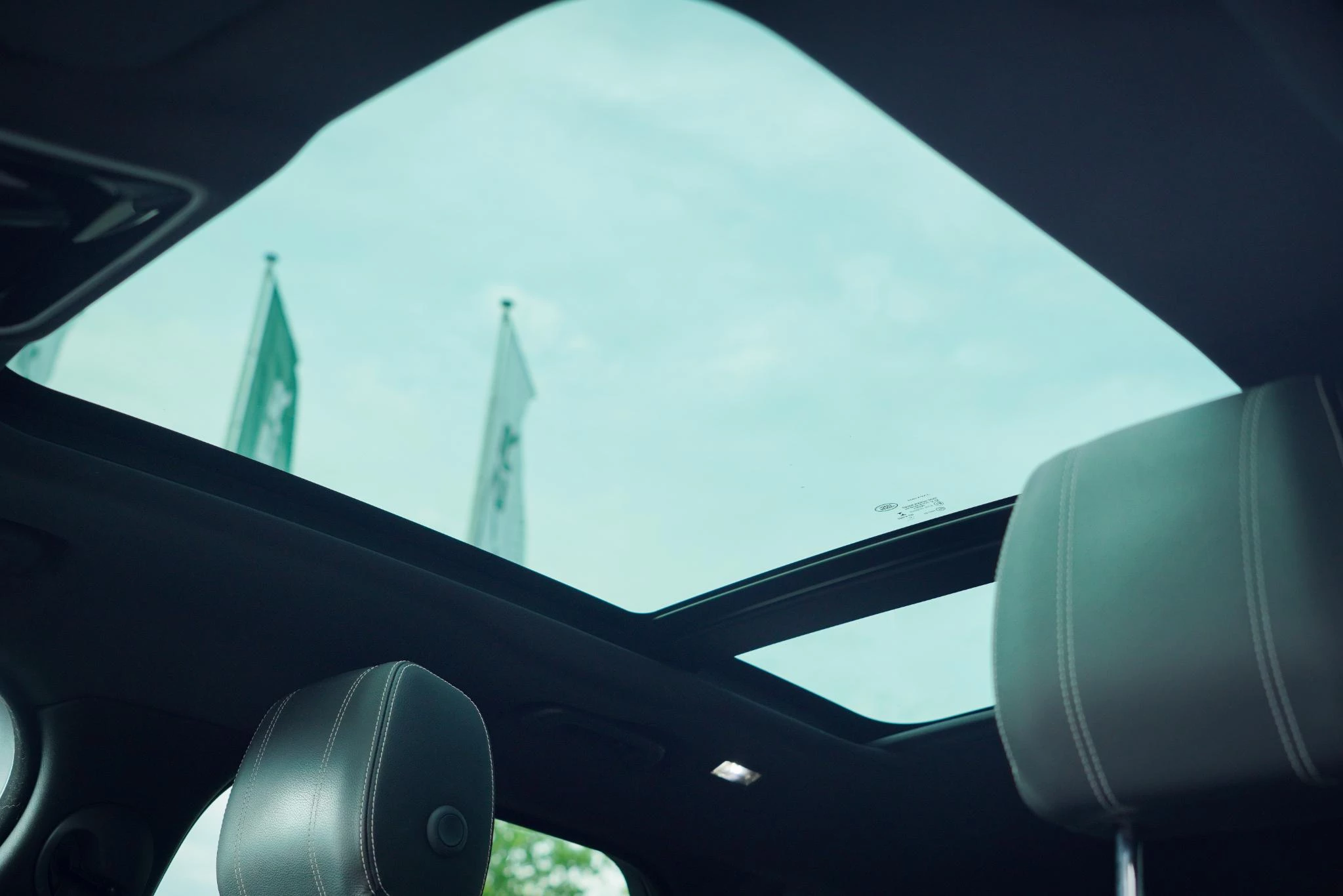 Hoofdafbeelding Land Rover Range Rover Velar