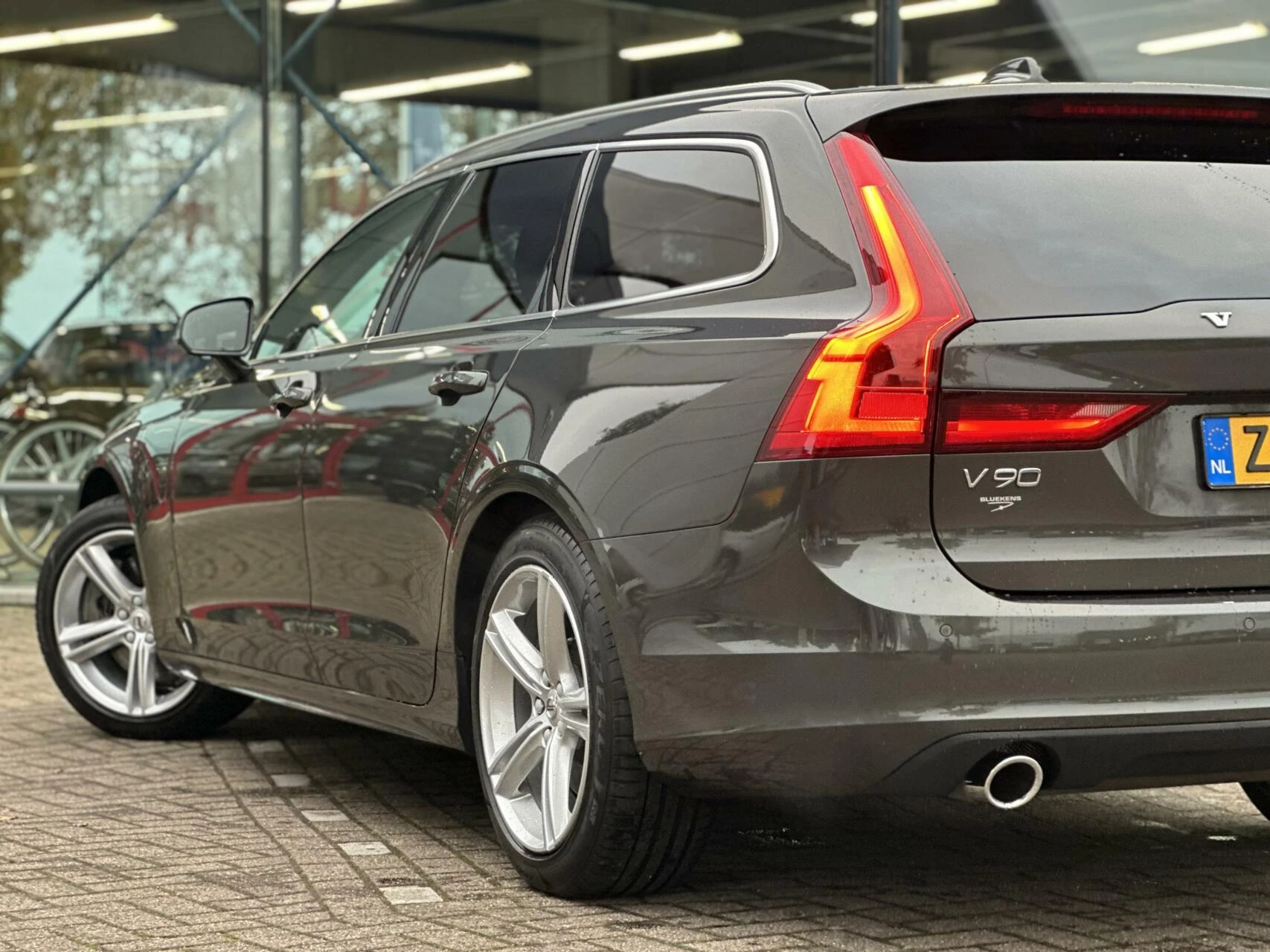 Hoofdafbeelding Volvo V90