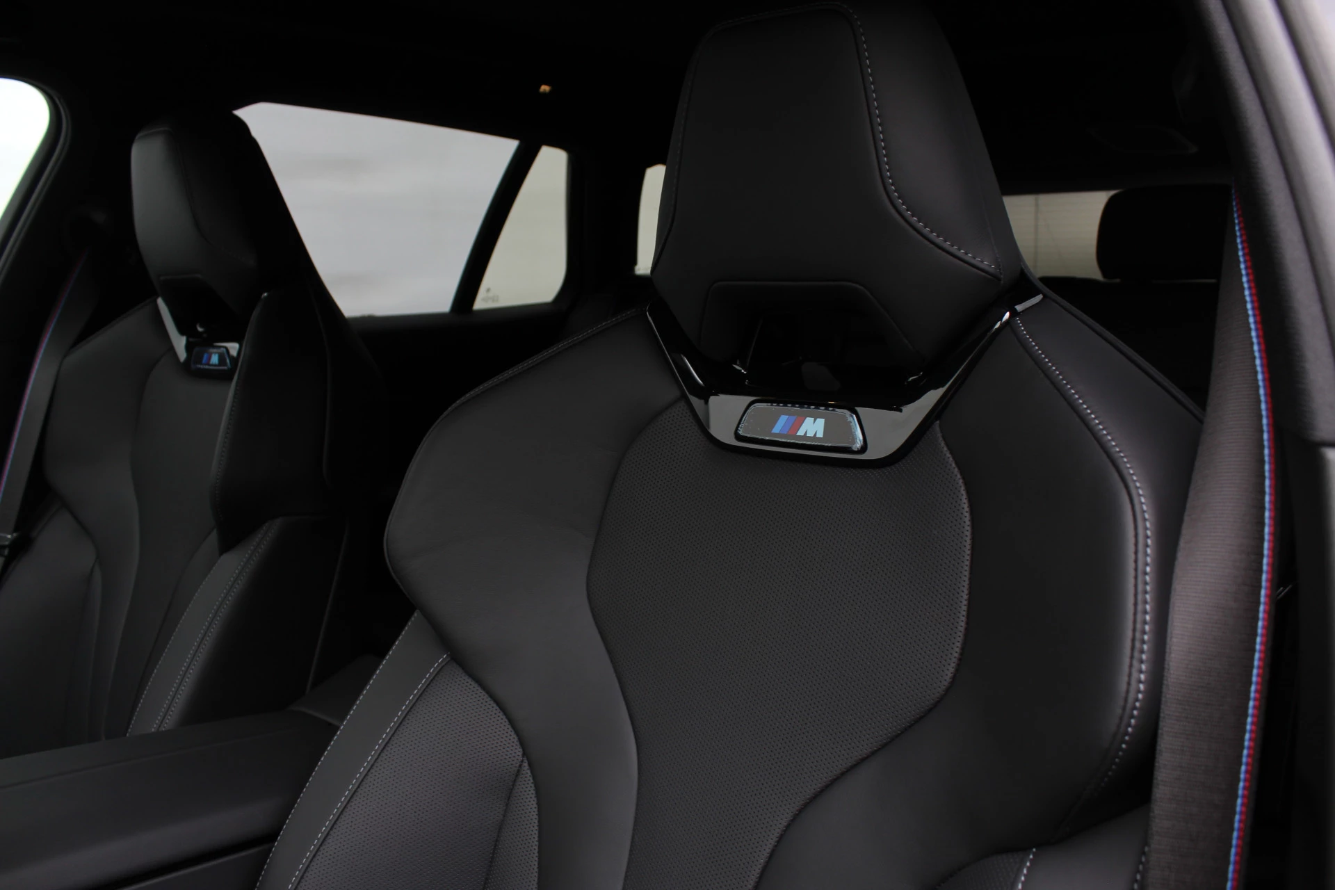 Hoofdafbeelding BMW i5