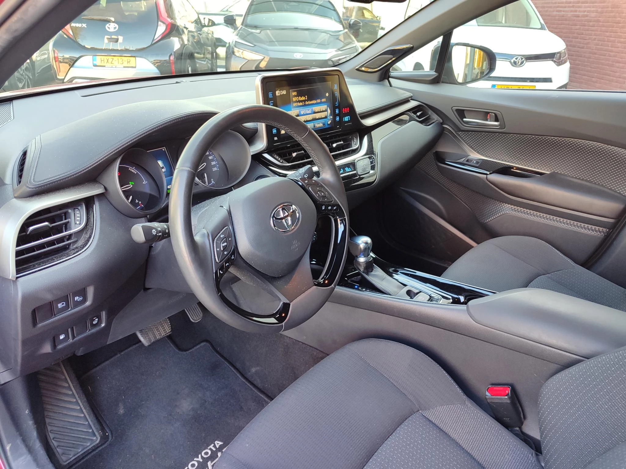 Hoofdafbeelding Toyota C-HR