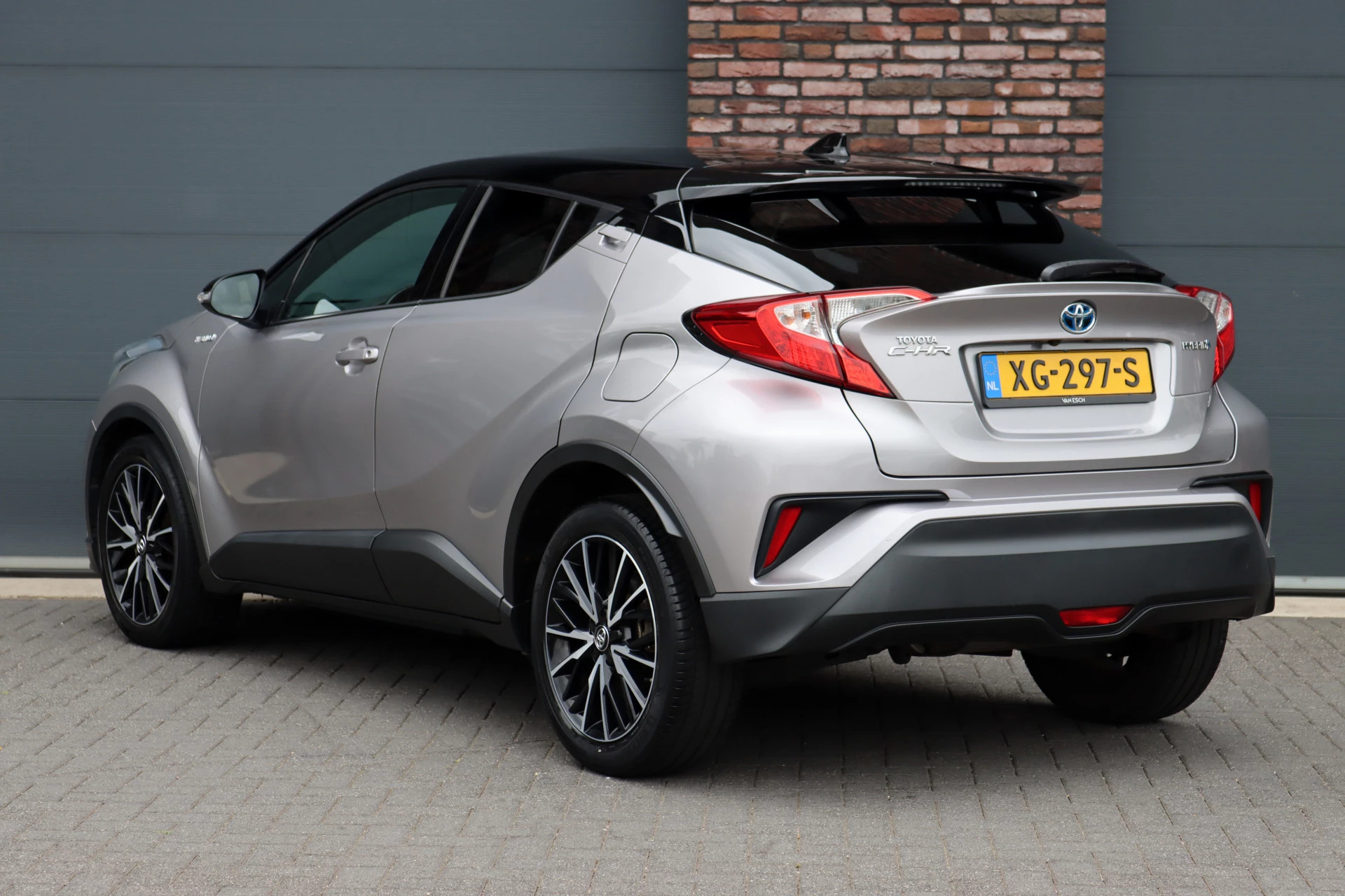 Hoofdafbeelding Toyota C-HR