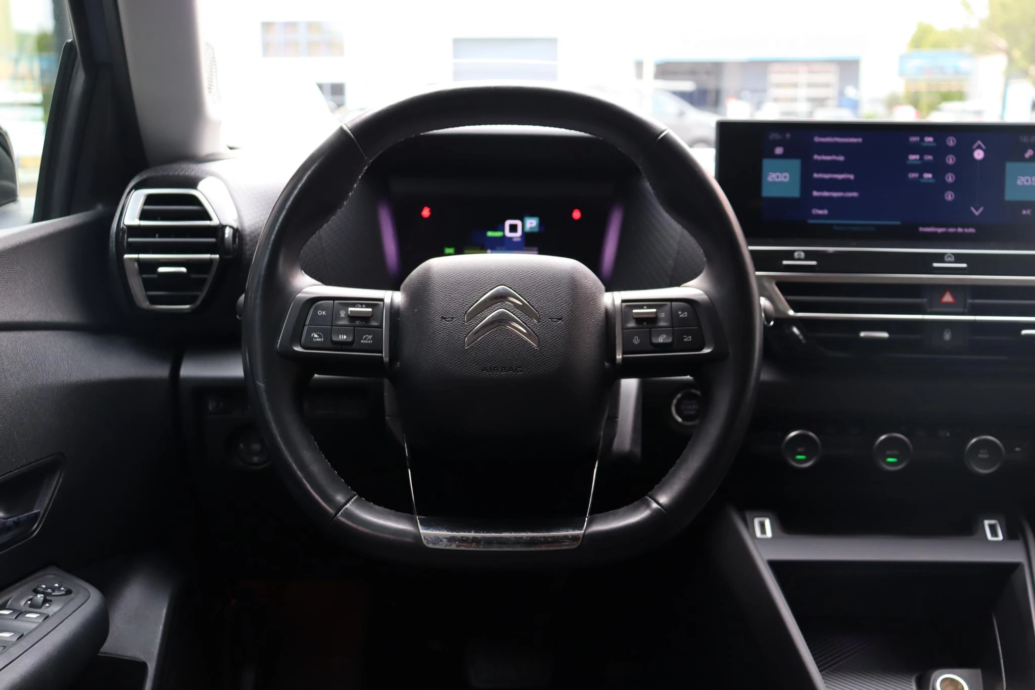 Hoofdafbeelding Citroën ë-C4