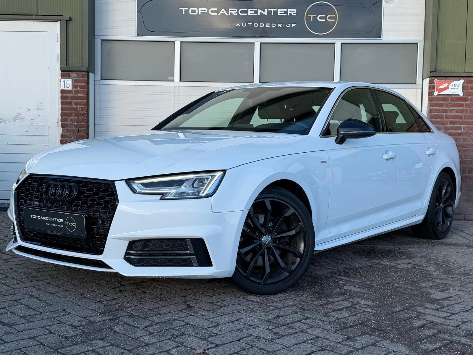 Hoofdafbeelding Audi A4