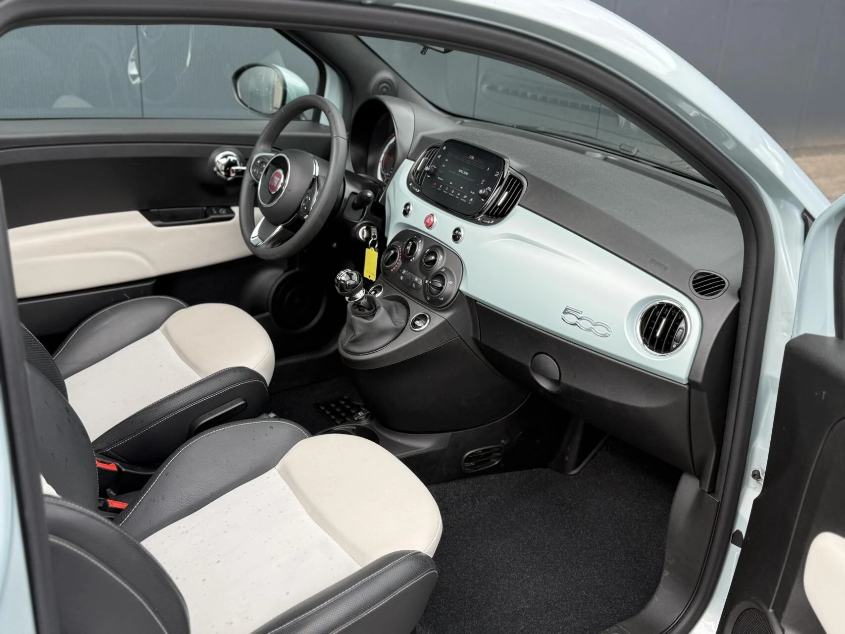 Hoofdafbeelding Fiat 500C