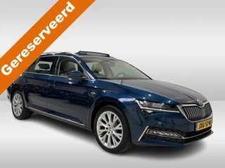 Škoda Superb Combi 1.4 TSI iV Laurin & Klement | Full options!