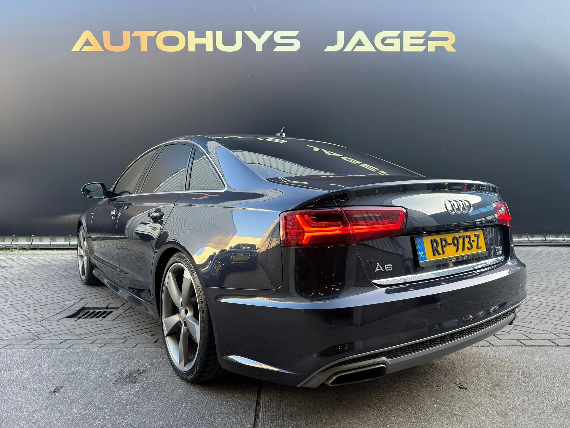 Hoofdafbeelding Audi A6