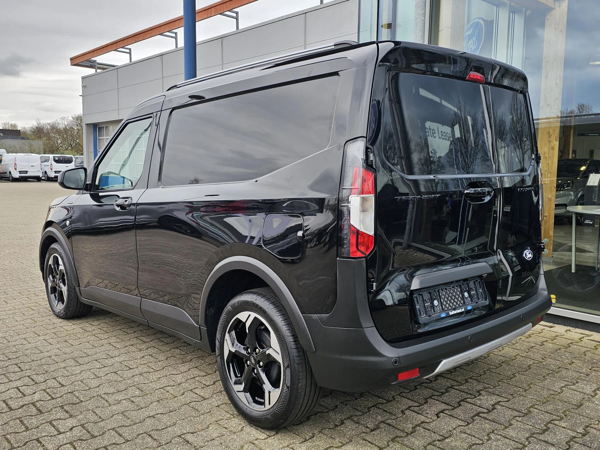 Hoofdafbeelding Ford Transit Courier