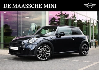 MINI Cooper Hatchback John Cooper Works / Panoramadak / JCW Sportstoelen / Comfort Access / Head-Up / Stuurverwarming / 18" LMV