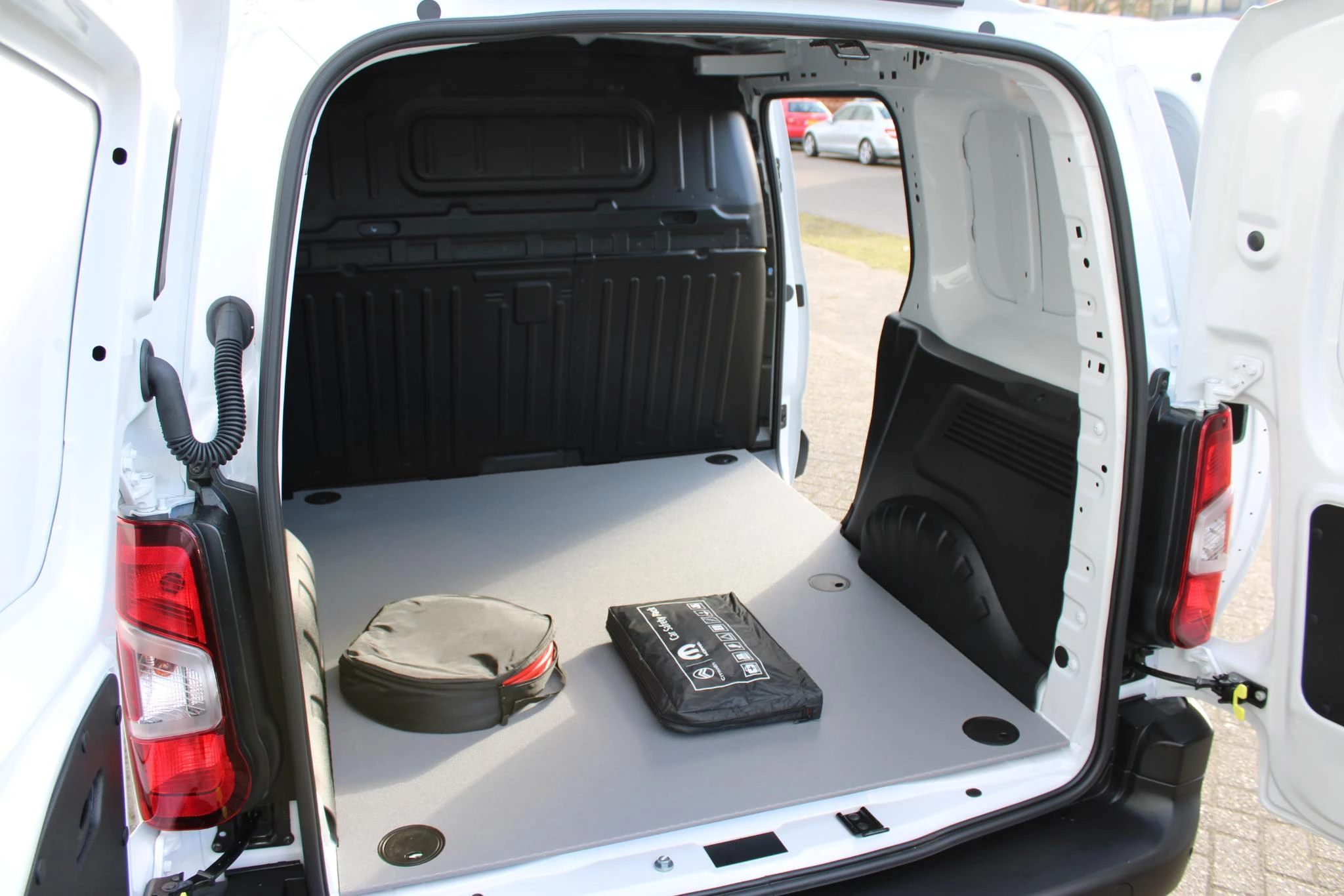 Hoofdafbeelding Citroën ë-Berlingo