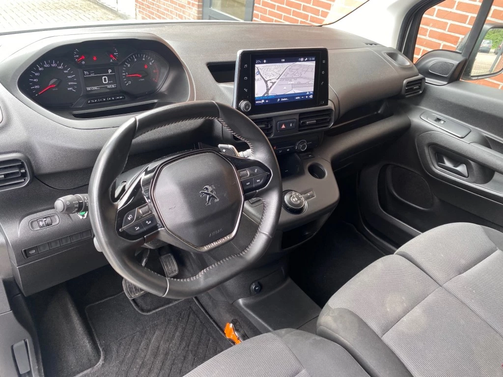 Hoofdafbeelding Peugeot Partner