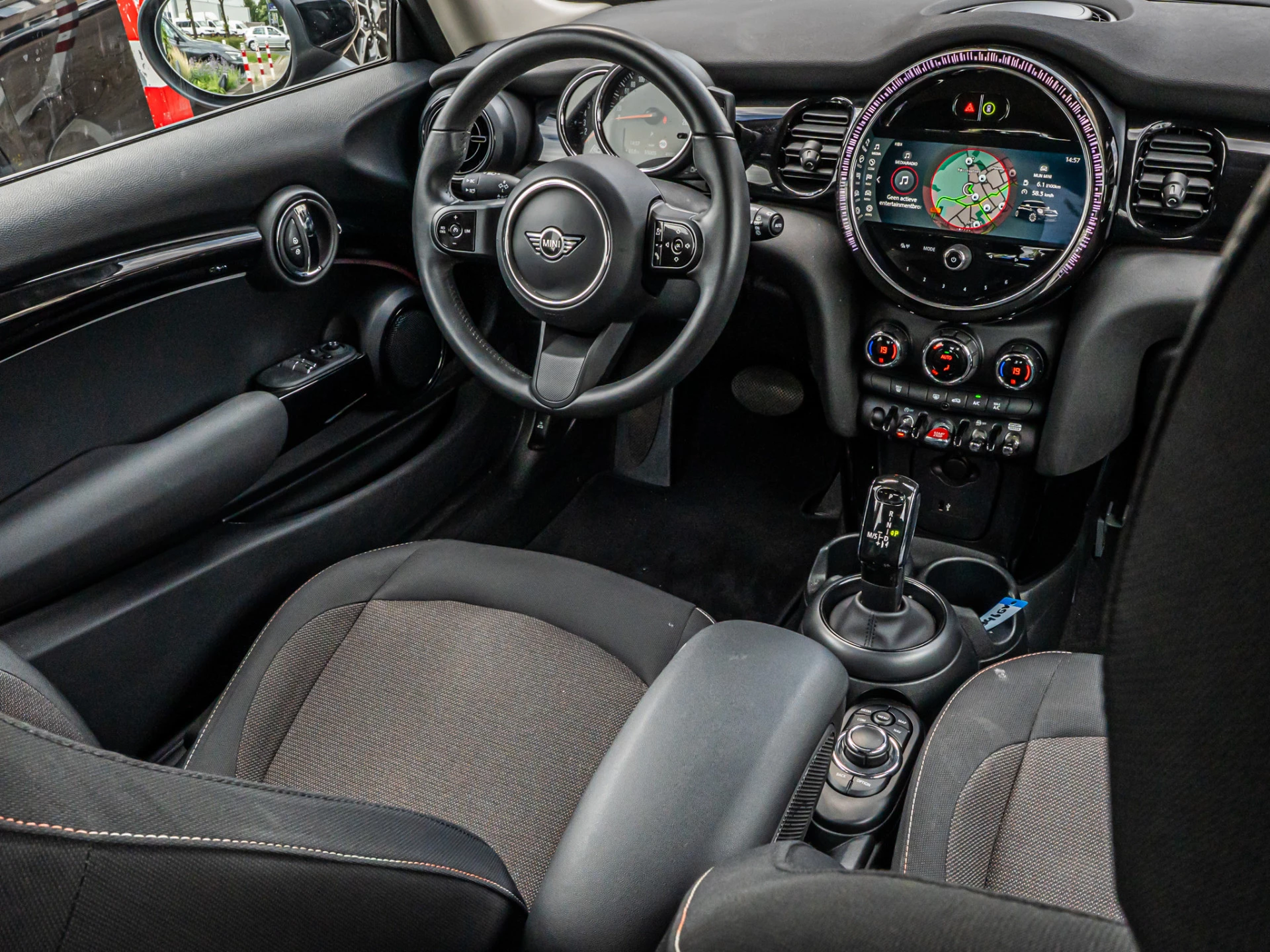 Hoofdafbeelding MINI Cooper
