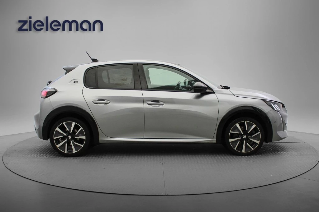 Hoofdafbeelding Peugeot e-208