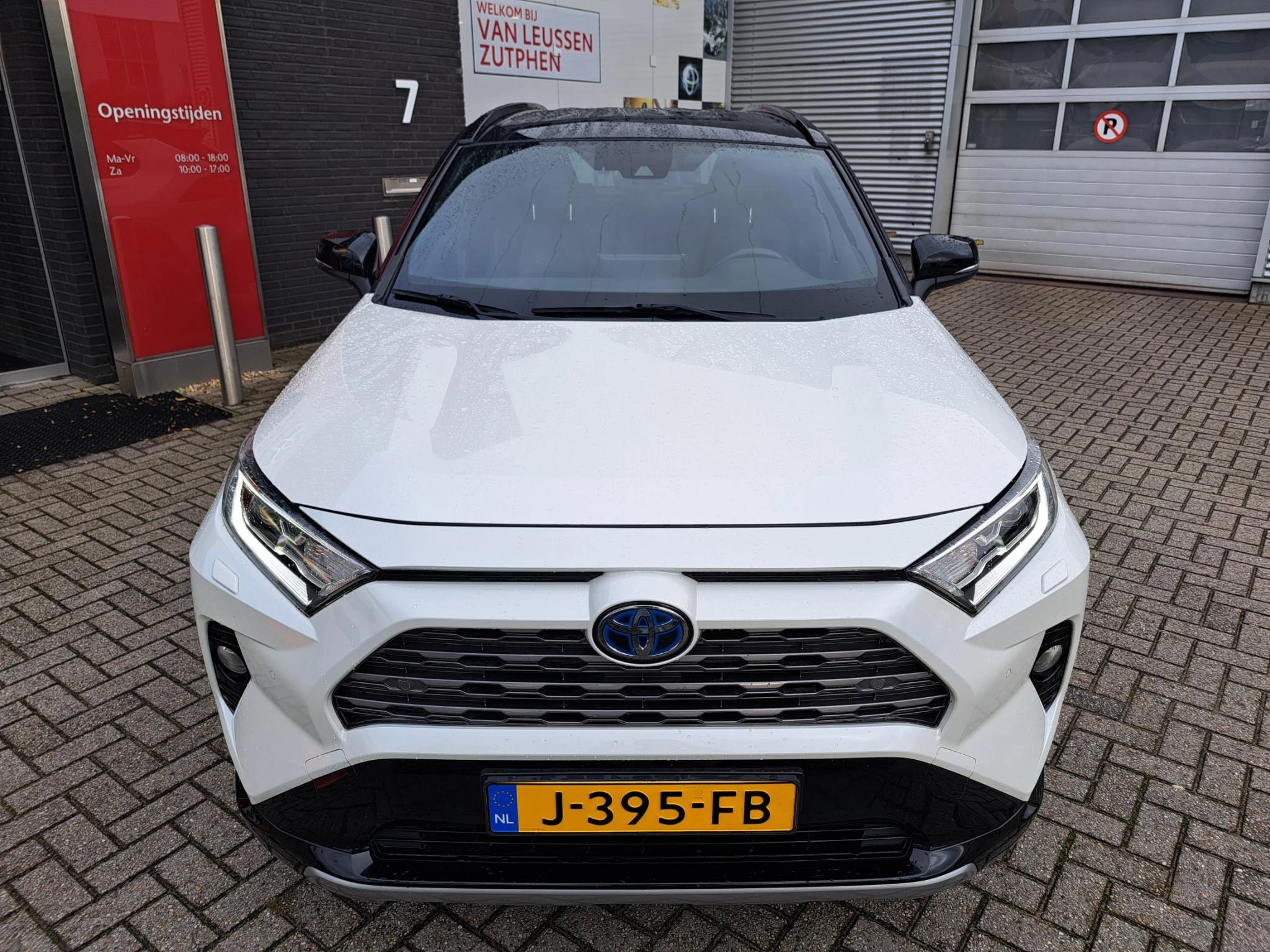 Hoofdafbeelding Toyota RAV4