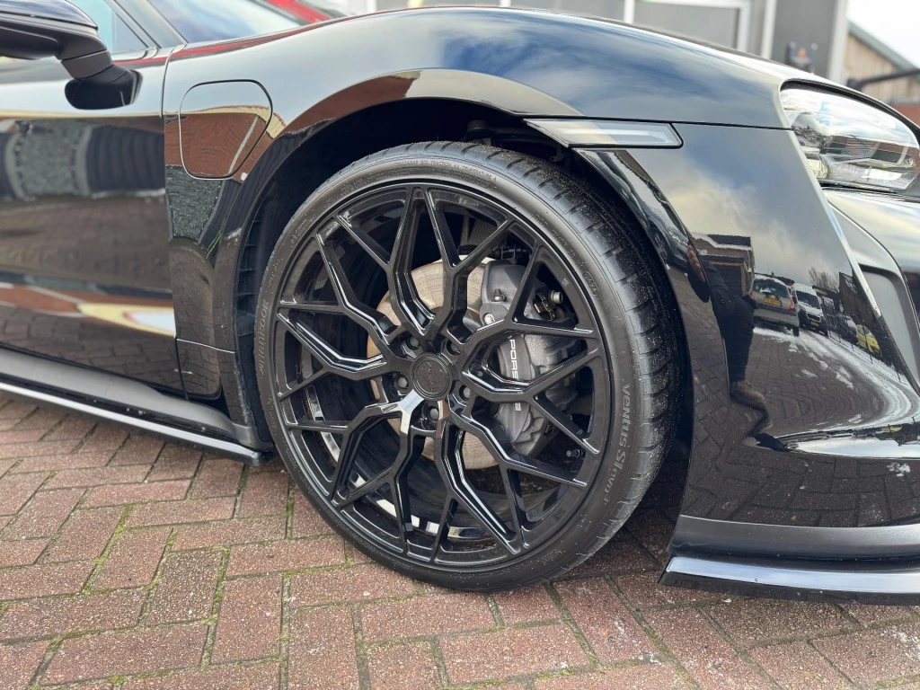 Hoofdafbeelding Porsche Taycan