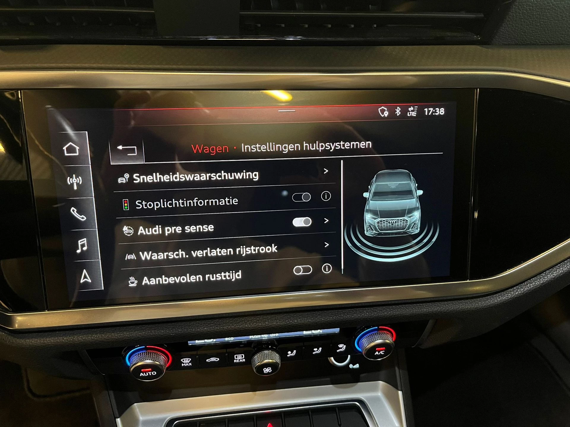 Hoofdafbeelding Audi Q3