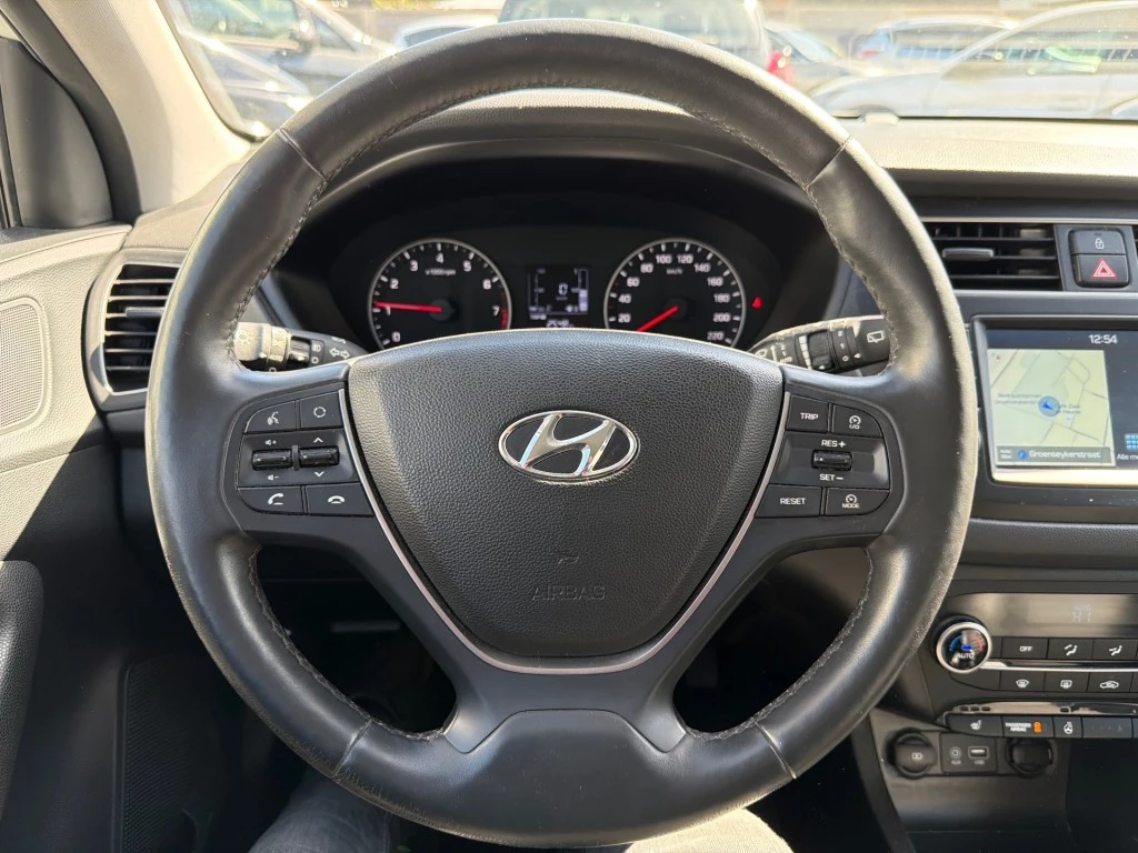 Hoofdafbeelding Hyundai i20