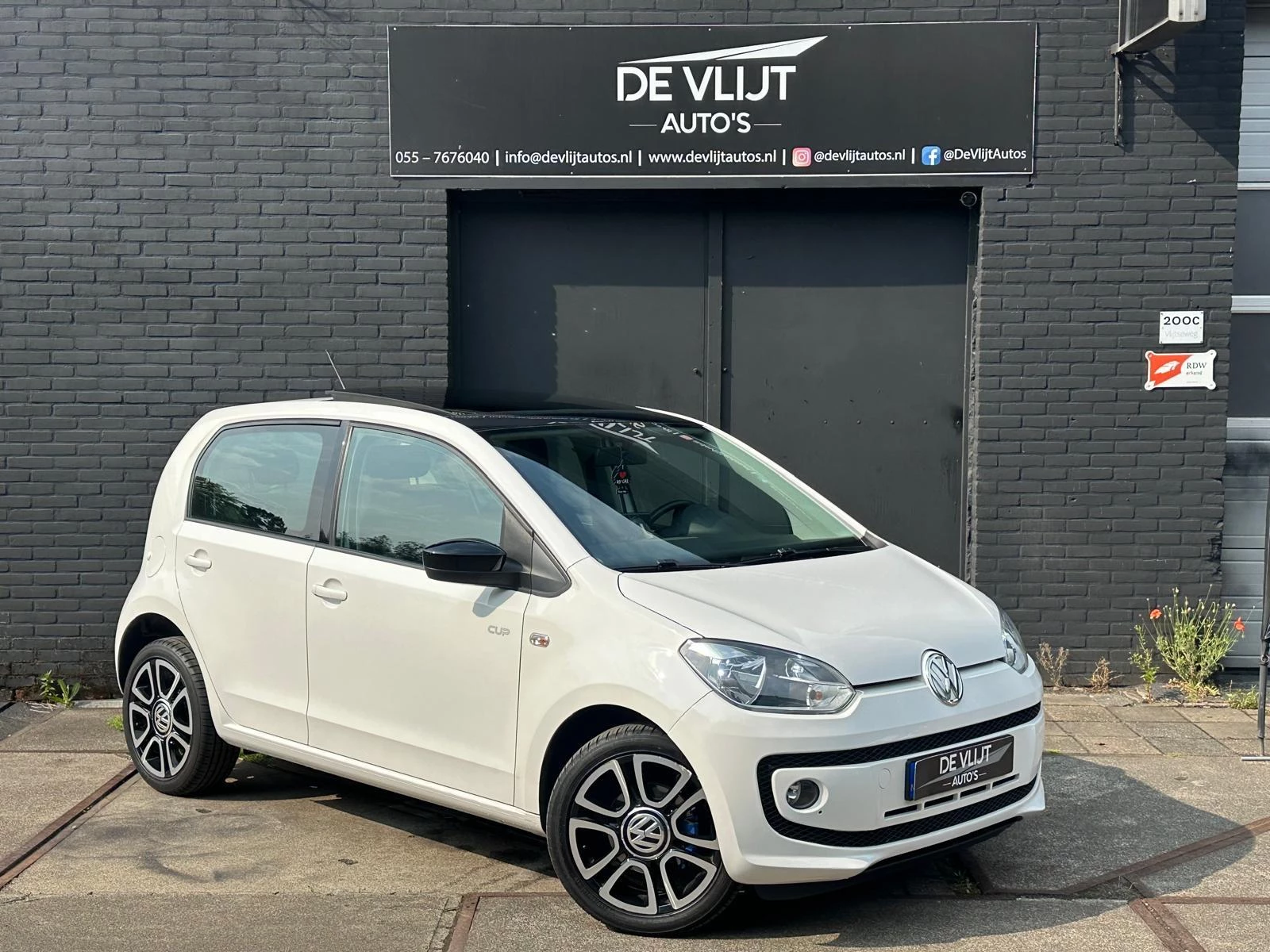 Hoofdafbeelding Volkswagen up!