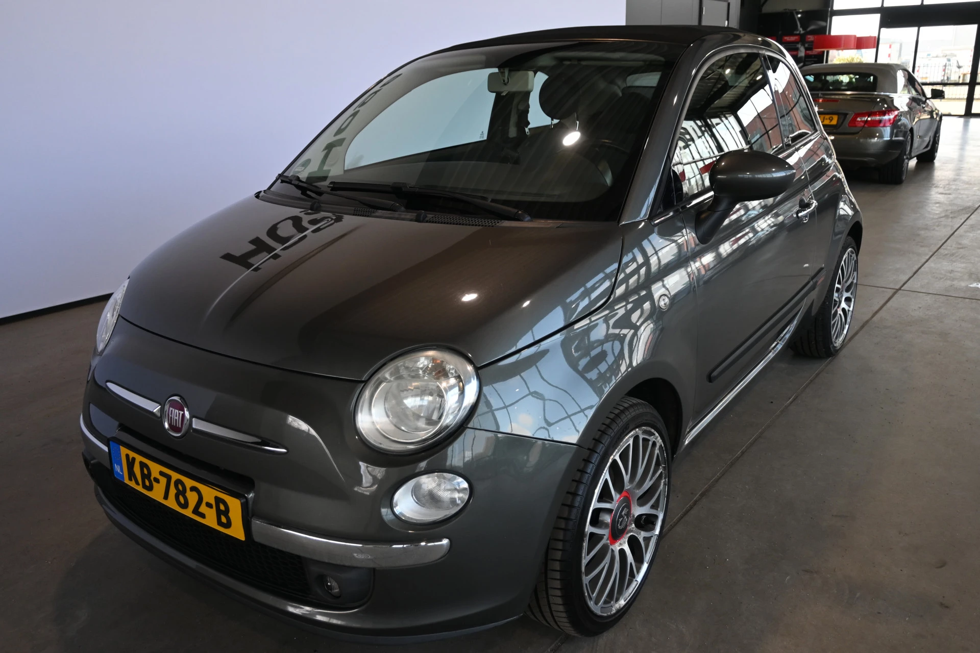 Hoofdafbeelding Fiat 500C