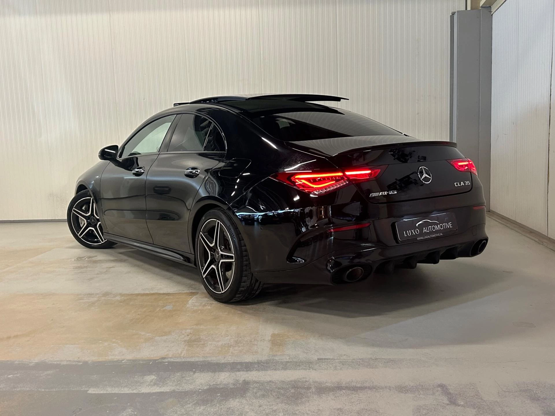 Hoofdafbeelding Mercedes-Benz CLA