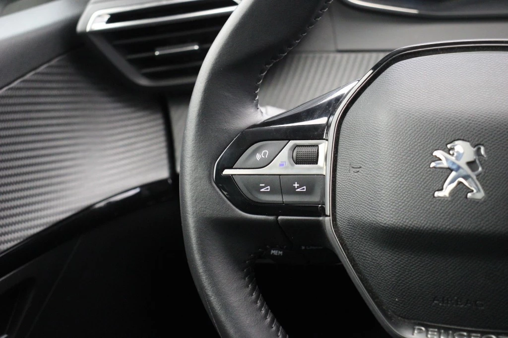 Hoofdafbeelding Peugeot e-208