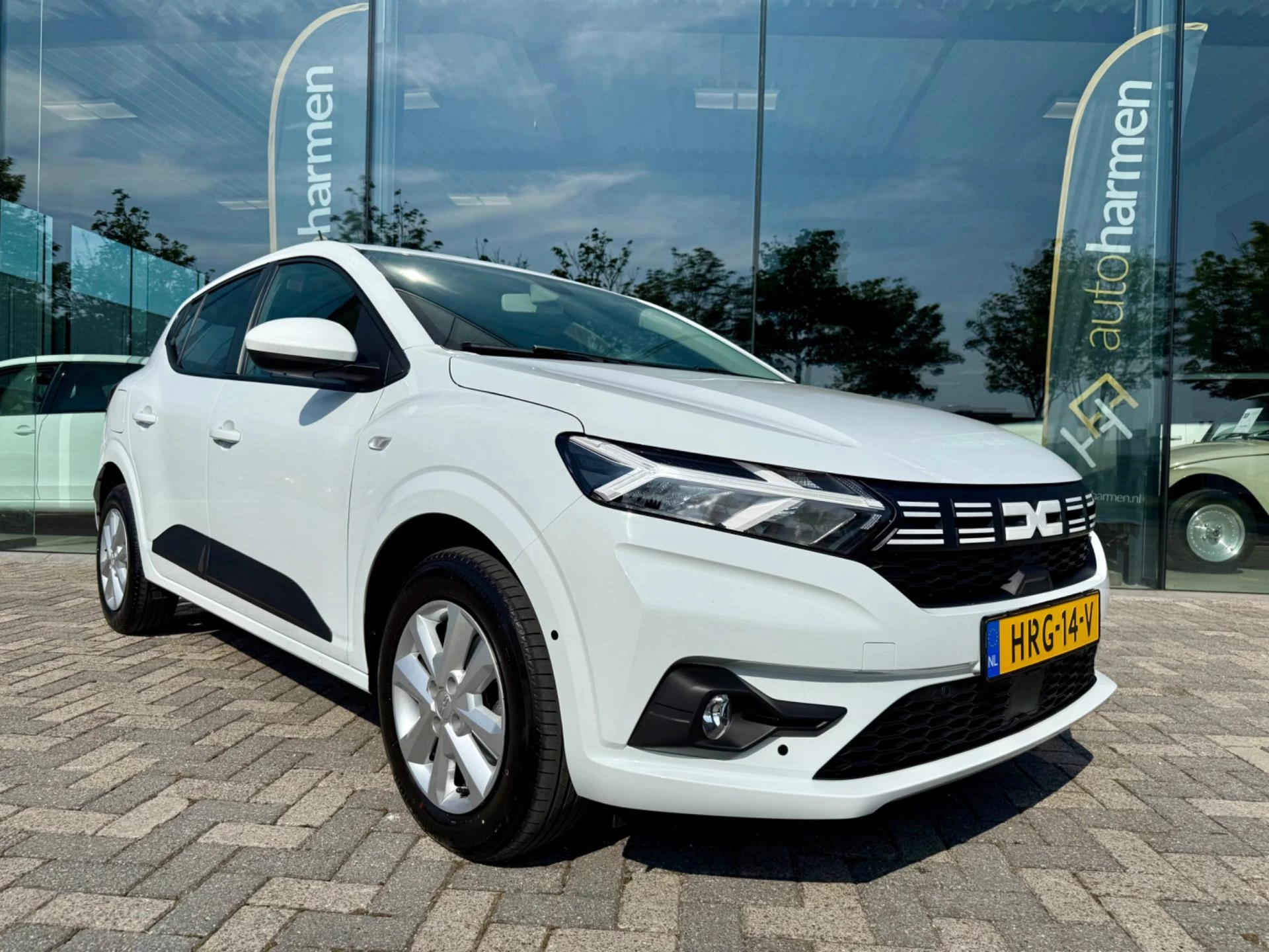 Hoofdafbeelding Dacia Sandero