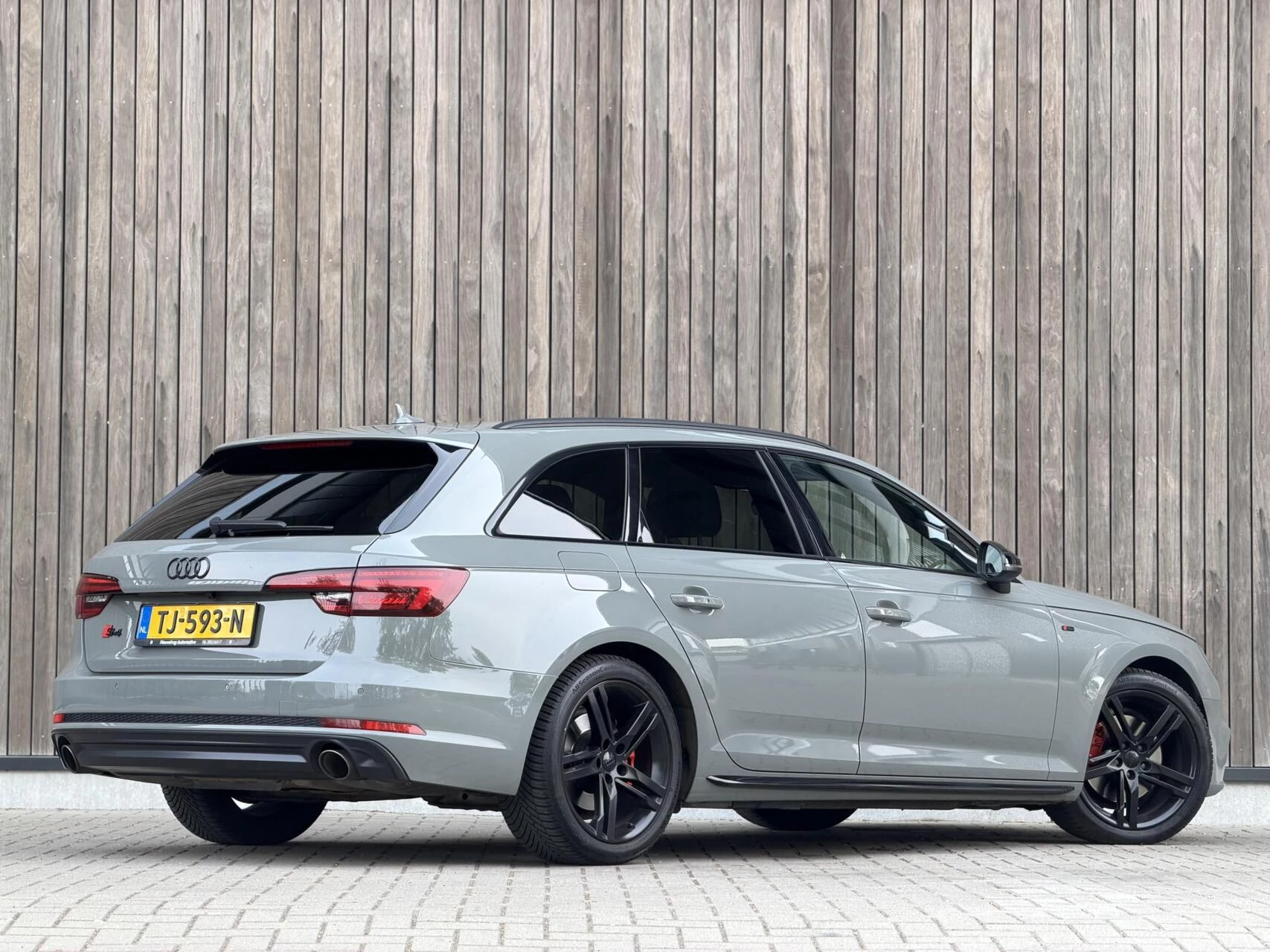 Hoofdafbeelding Audi A4